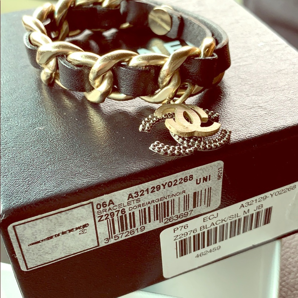 Chanel leather bracelet with hanging CC